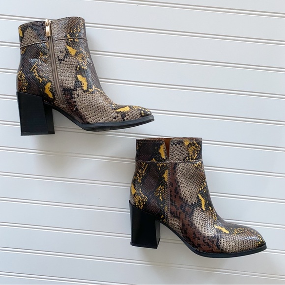 Franco Sarto Snake Print Block Heel Bootie - 8M - Picture 5 of 7